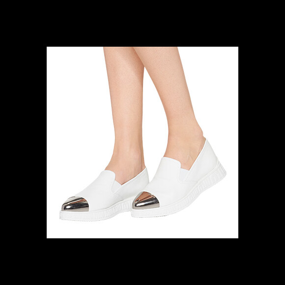 Slip On Miu Miu varia entre os valores de R$ 2,2 mil à R$ 2,6 mil