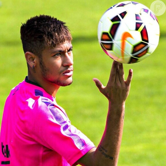 Neymar deve jogar contra o Málaga