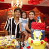 Deborah Secco comemorou, ao lado do marido, o ator Hugo Moura, os 3 anos da primogênita em dezembro de 2018. A festa foi produzida com o tema 'Alice no País das Maravilhas'