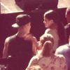 Justin Bieber e Selena Gomez conversam no culto da Hillsong Church