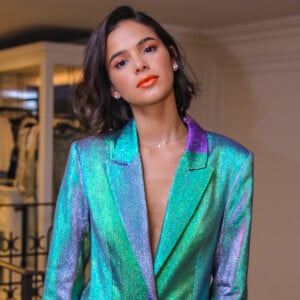 Bruna Marquezine escolhe suas produções de acordo dependendo da ocasião e até do humor: 'Eu posso ir de 1 a 10 em uma semana'