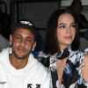 Bruna Marquezine negou reconciliação com Neymar após ex-casal rearquivar fotos de quando foram namorados: 'Fake news'