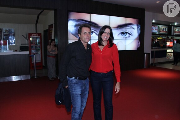 Malu Mader foi à pré-estreia do filme 'Sangue Azul', no Festival do Rio, com o mrido, Tony Bellotto