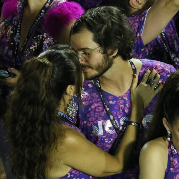 Fátima Bernardes foi fotografa aos beijos com Túlio Gadelha