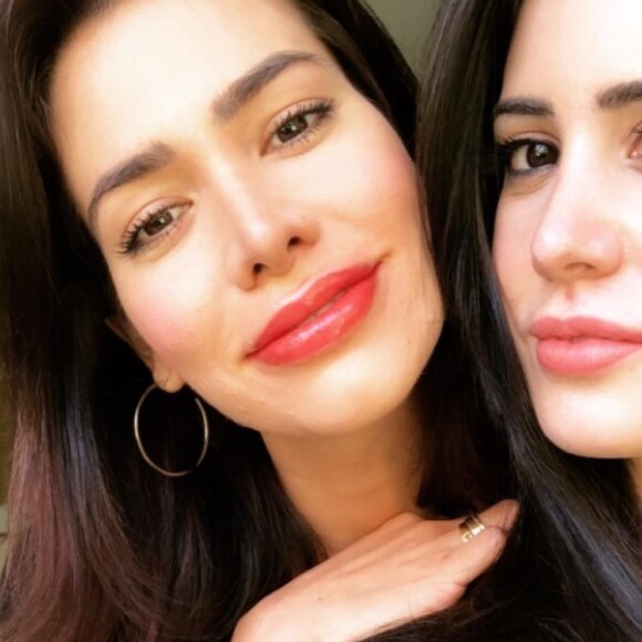 Adriana Sant'Anna passou por recente mudança e fez micropigmentação labial