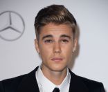 Justin Bieber evita modelo Miranda Kerr, durante semana de moda de Paris