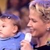'Minha vida'.Em abril de 1999 Xuxa apresentou a filha, Sasha, para os fãs, em seu programa. 