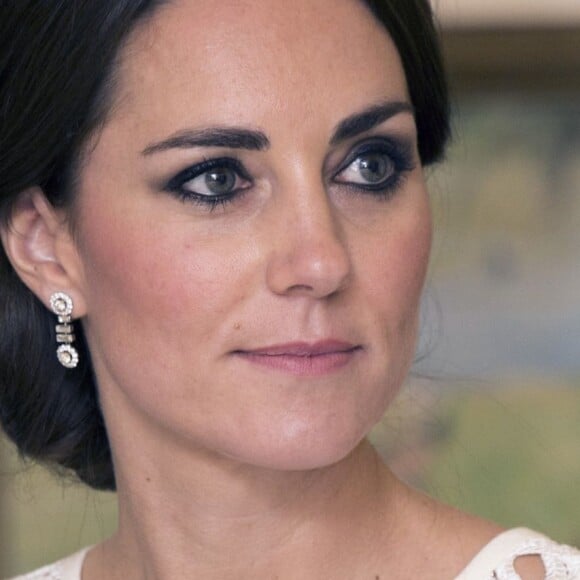 Kate Middleton pediu para William vetar a Marquesa de Cholmondeley dos eventos reais. 