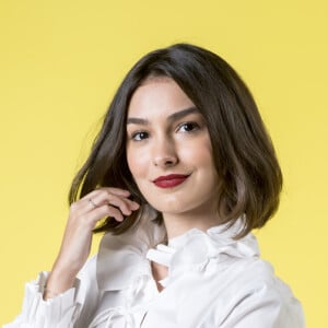 Na novela 'Verão 90', Larissa (Marina Moschen) rompe o namoro com Quinzinho (Caio Paduan) no capítulo de terça-feira, 9 de abril de 2019