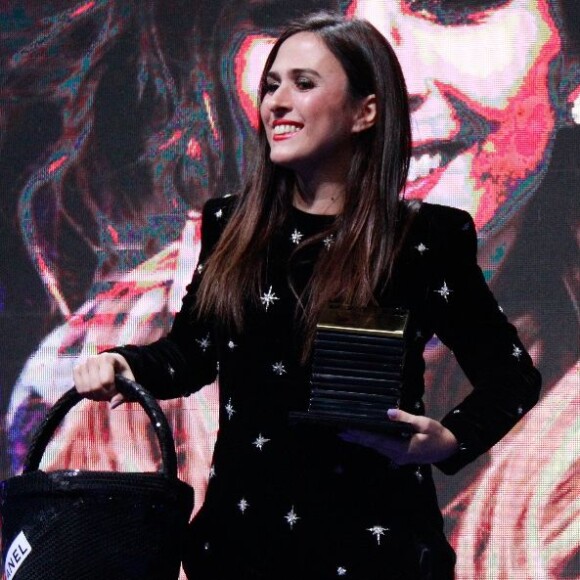 Grávida, Tatá Werneck escolhe brinde com chaveiros de órgãos genitais para chá de revelação