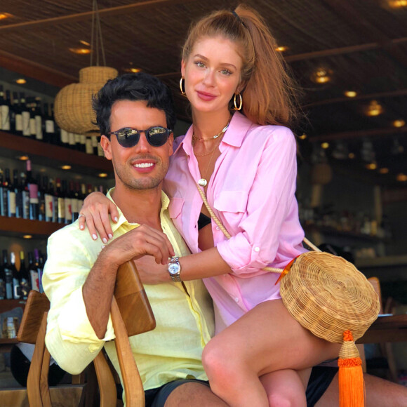 Casada com Xandinho Negrão, Marina Ruy Barbosa disse acreditar que o amor dos dois é forte e raro