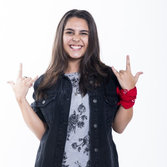 Ex-'The Voice Kids' Isa Lima afirma que nunca se imaginou no programa por ser muito tímida: 'Não cantava nem pra minha família'