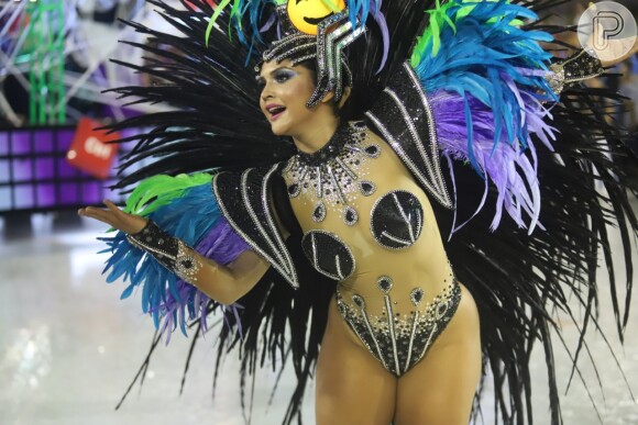 Mileide Mihaile fez sua estreia no Carnaval do Rio de Janeiro