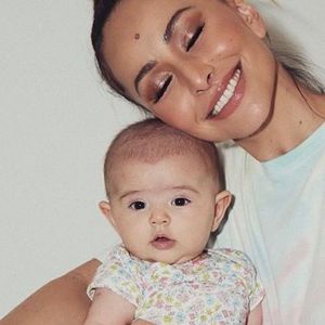 
Sabrina Sato diz que a filha, Zoe, não fica incomodada no carro em vídeo em seu canal no Youtube nesta sexta-feira, dia 12 de abril de 2019

