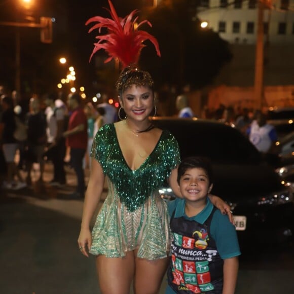 Mileide Mihaile e Wesley Safadão têm um filho de 8 anos, Yhudy
