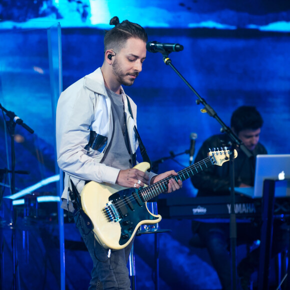 Junior Lima faz carreira solo desde 2007