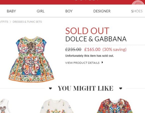 Filha de Sabrina Sato, Zoe usou o Majolica Baby Dress Set, da coleção 2018 da Dolce & Gabbana