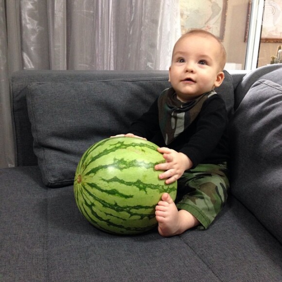Alexandre Jr. gosta muito de melancia