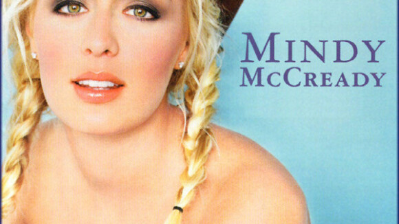 Cantora country Mindy McCready é encontrada morta em sua casa nos Estados Unidos