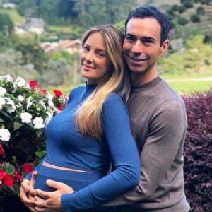 Ticiane Pinheiro está grávida de seis meses de Manuella, fruto do casamento com Cesar Tralli
