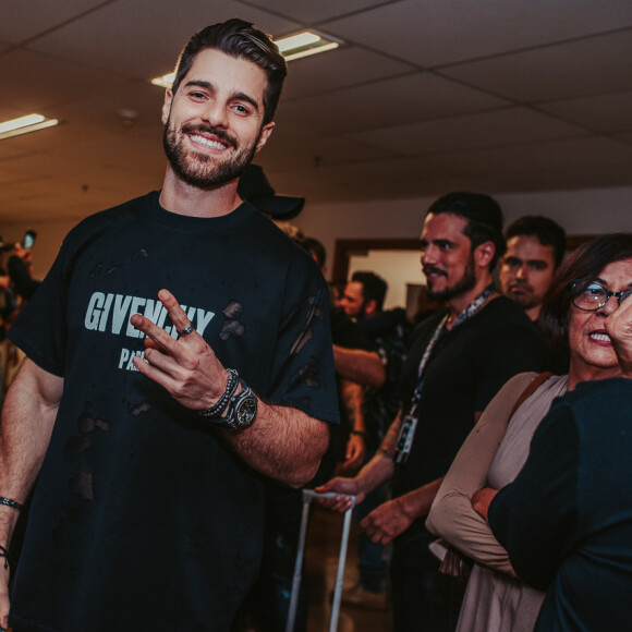 Alok, Simone e Simaria, Jorge e Mateus, Wesley Safadão e mais famosos se apresentam no Villa Mix em Brasília, na noite deste sábado, 04 de maio de 2019