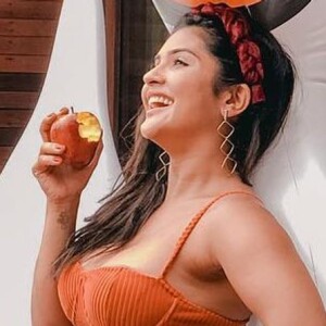 Mileide Mihaile exibe curvas em foto de biquíni no Instagram