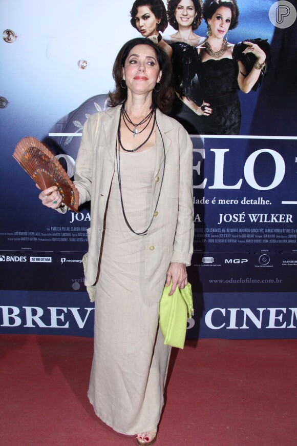 Christiane Torloni usa look todo bege para o evento final do Festival do Rio