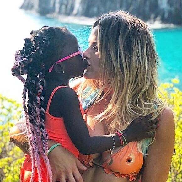 Giovanna Ewbank tem uma relação aberta com a filha, Titi