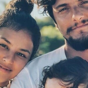 Yanna Lavigne e Bruno Gissoni comemoraram o primeiro ano de casamento nesta segunda-feira, 27 de maio de 2019: 'Você surpreendentemente me completa'