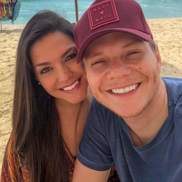 Thais Fersoza pondera sobre vida de casada com Michel Teló: 'A gente toma muito cuidado com a nossa relação, de homem e mulher'