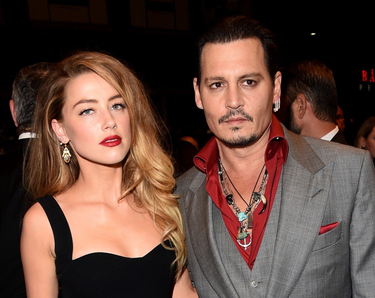 Foto: Johnny Depp deu um cavalo de raça para a ex-namorada Amber Heard -  Purepeople