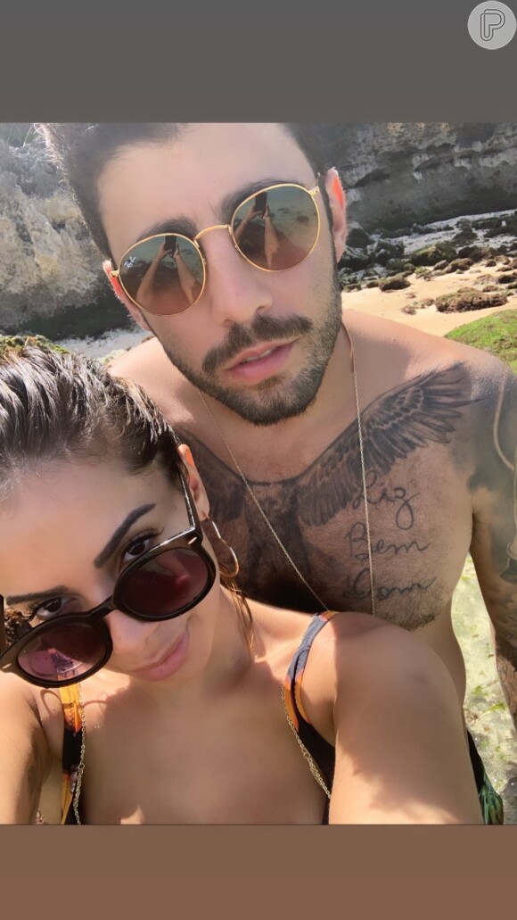 Anitta e Pedro Scooby postam foto juntos em Bali, na Indonésia, neste domingo, dia 02 de junho de 2019