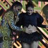 Grávida, Claudia Leitte foi paparicada por Ivete Sangalo em show