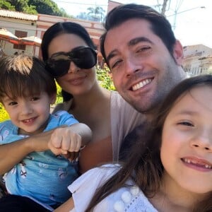 Simaria e o empresário Vicente são pais de Giovanna, de 6 anos, e Pawel, de 4