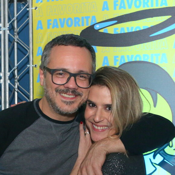 Danton Mello foi com a mulher, Sheila Ramos, no Baile da Favorita