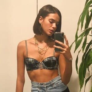 Bruna Marquezine curtiu Dia dos Namorados com amigos solteiros