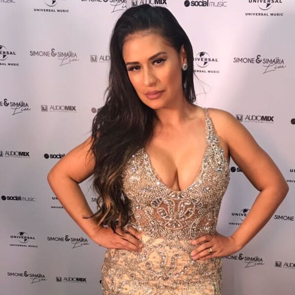 Simone valoriza uma pele mais natural em vídeo compartilhado no Instagram neste domingo, dia 16 de junho de 2019