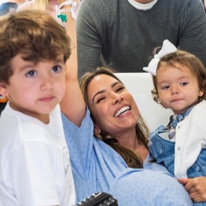 Mãe de 3, Patricia Abravanel planeja aumentar a família com o marido, o deputado Fábio Faria