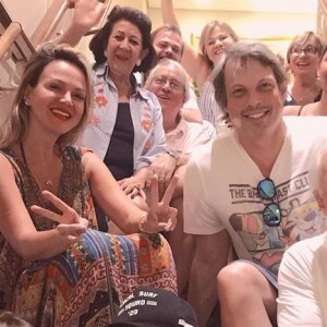 Eliana é noiva de Adriano Ricco e mãe de Arthur e Manuela