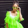 Sabrina Sato usa look verde neon e roupa diverte a filha, Zoe, em vídeo nesta terça-feira, dia 02 de julho de 2019
