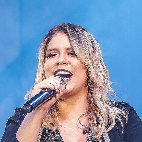 Marilia Mendonça comenta as dificuldades de lidar com a pele na gravidez nesta sexta-feira, dia 05 de julho de 2019