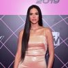 Bruna Marquezine surpreendeu com cabelo ultralongo na premiação MTV MIAW 2019