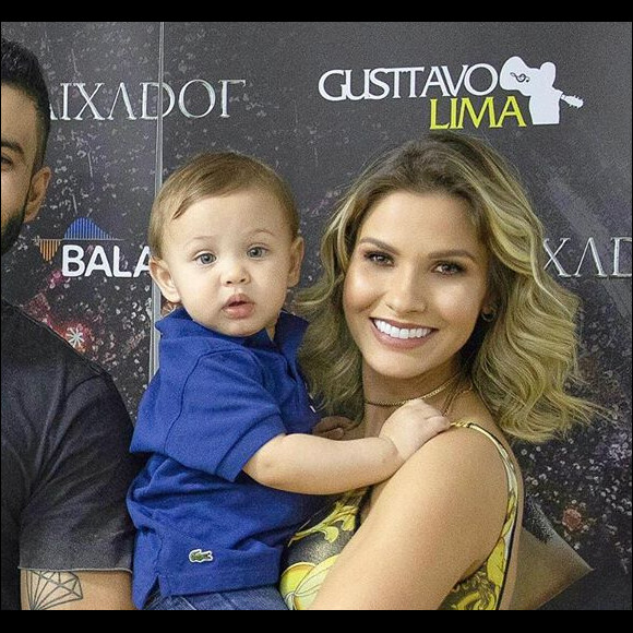 Andressa Suita é surpreendida com nova travessura dos filhos