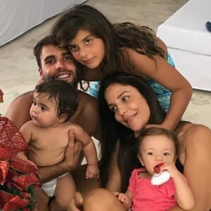 Ivete Sangalo e Daniel Cady são pais de Marcelo, de 9 anos, e das gêmeas de 1 ano, Helena e Marina