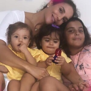 Ivete Sangalo exaltou o filho em relação às gêmeas Marina e Helena, de 1 ano: 'Além de querer muito as irmãs, ele compreendeu que aquela presença seria algo maravilhoso na vida dele e da gente também'