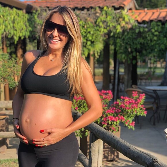 Ticiane Pinheiro deu à luz Manuella, sua filha com Cesar Tralli