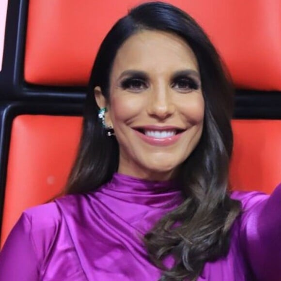 Ivete Sangalo, de biquíni nas Maldivas, ganha elogios de famosas em foto nesse domingo, dia 21 de julho de 2019