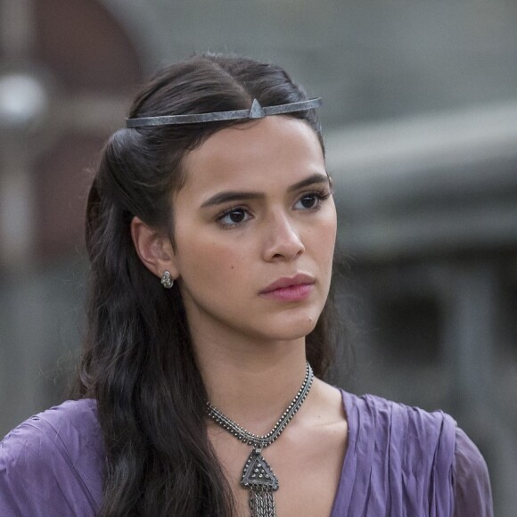 Bruna Marquezine está longe da TV desde o final da novela 'Deus Salve o Rei', há quase um ano