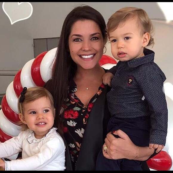 Thais Fersoza mostrou os filhos, Melinda e Teodoro, em momentos de fofura vendo o pai, Michel Teló, no 'Mais Você'