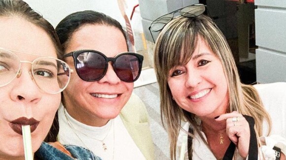 Marilia Mendonça vai às compras com mãe e sogra: 'Vovós mais gatas do Brasil'